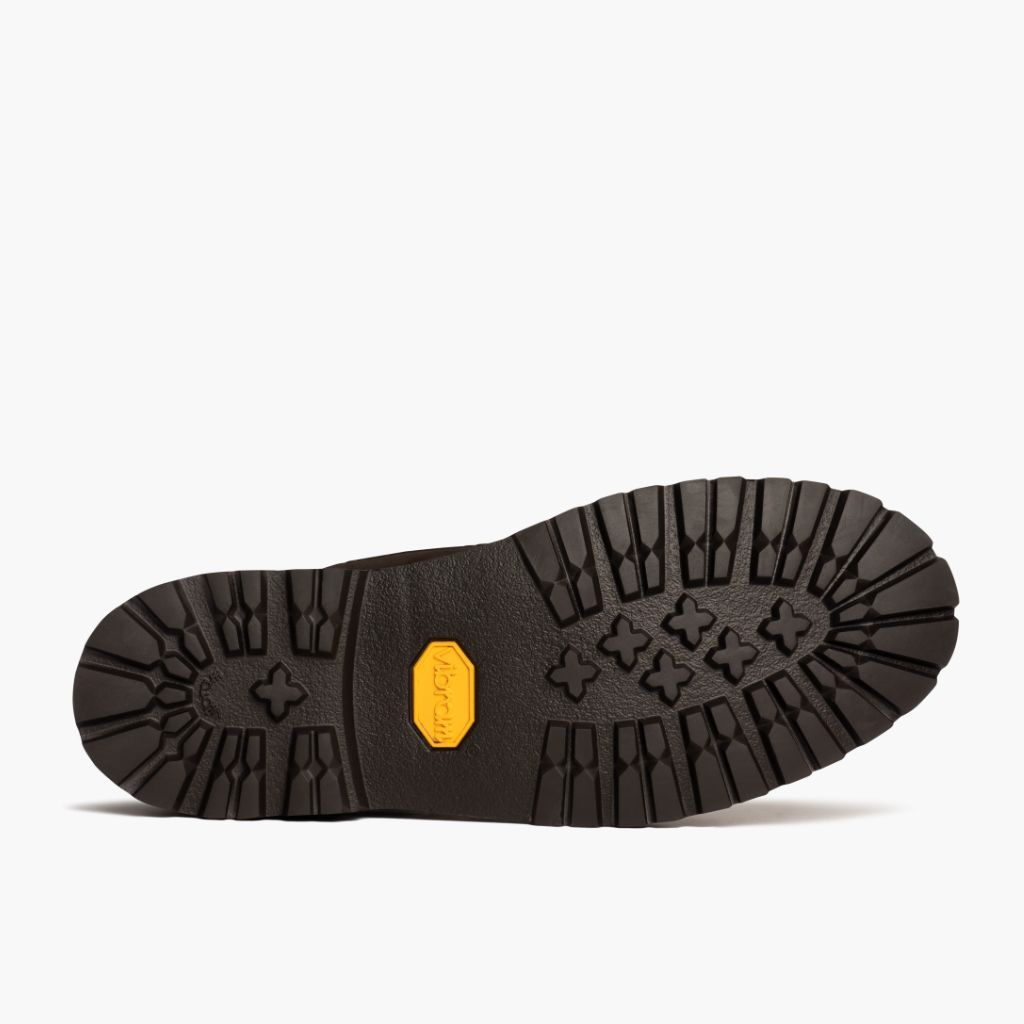 High-Traction Rubber Outsole & Lug Tread Pattern on Explorer Rocky Road Botas de cuero para Hombre