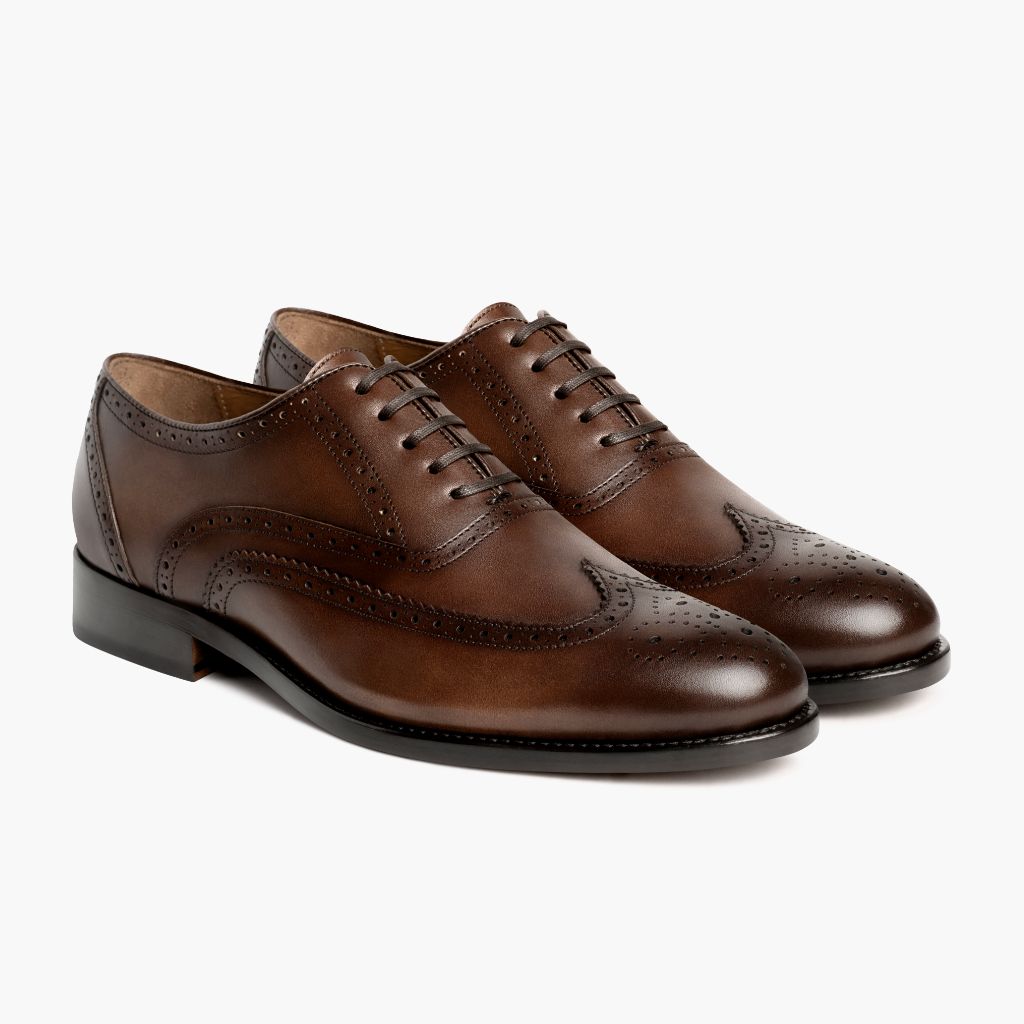Aviator Canela Zapatos de cuero para Hombre in Classic Full-Grain Leather - Vista frontal y silueta entallada | Comprar online
