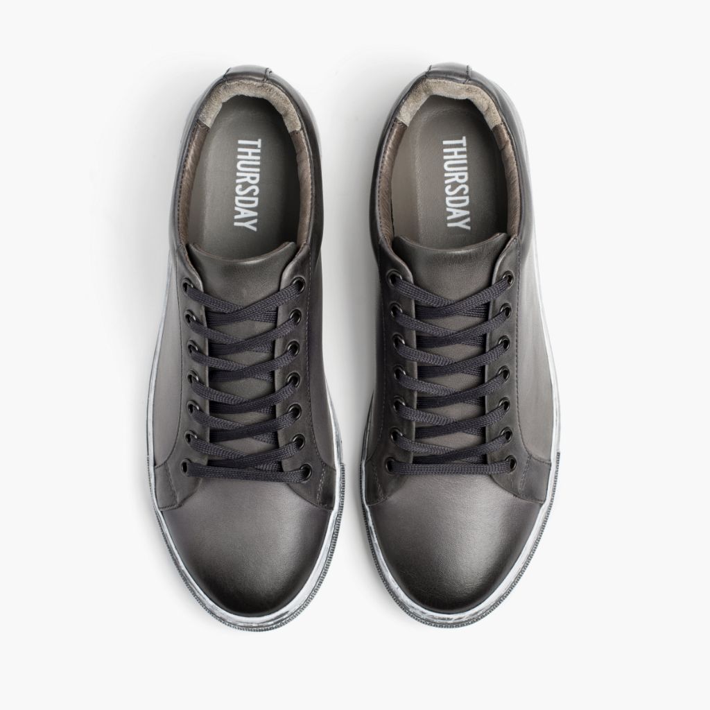 Premier Low Top Distressed Gris Zapatillas de cuero para Hombre For Men - Contrafuerte de talón reforzado y doble costura de precisión
