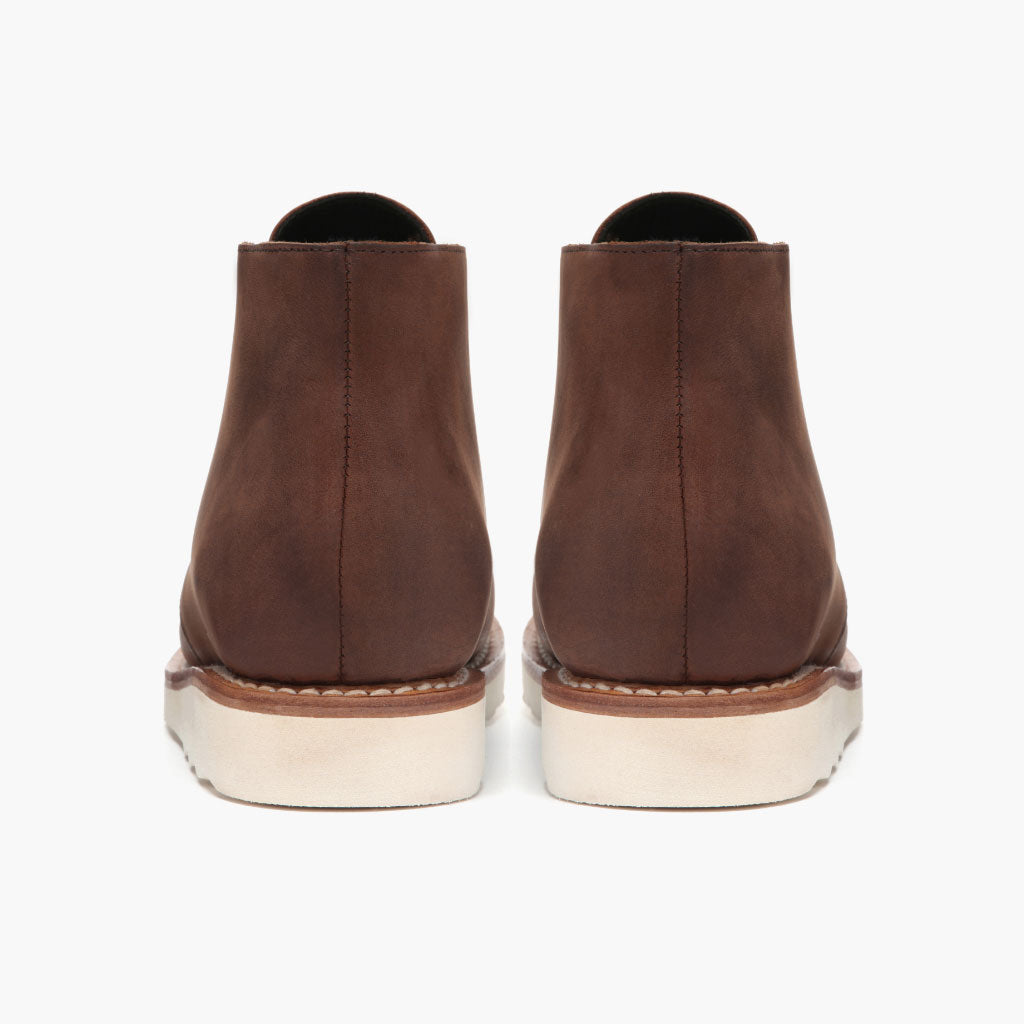High-Traction Rubber Outsole & Lug Tread Pattern on Scout Adobe de Arizona Botas de cuero para Hombre For Men