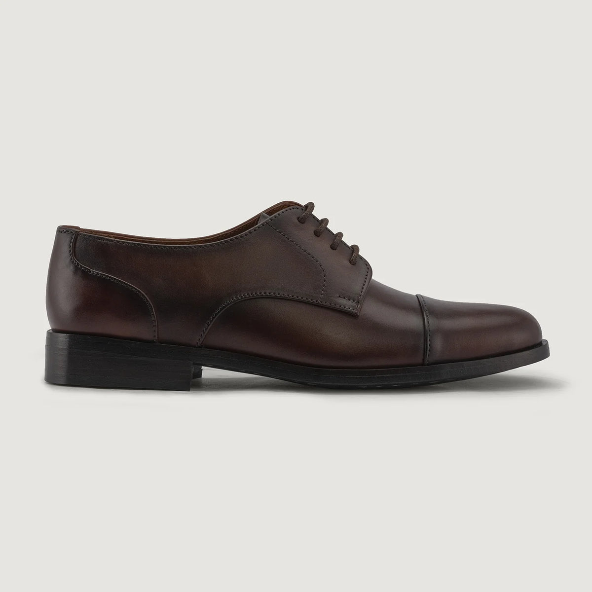 Burnished Brown Full-Grain leather Shoes - Construcción cosida Goodyear y puntera delantera