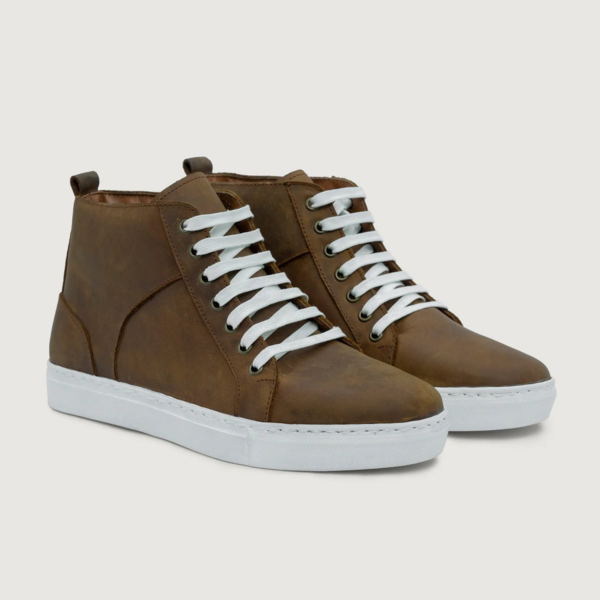 Marty High Top Cobre Quemado Pullup Zapatillas de cuero para Hombre For Men in Burnt Copper Full-Grain Leather - Vista de perfil | Comprar online