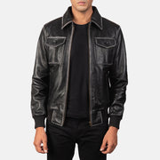 
Aaron Distressed Black Leather Bomber Jacket in Black Cowhide Leather - Vista frontal y silueta entallada | Comprar online