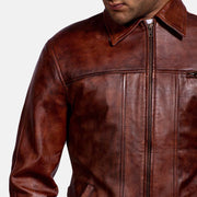 Men's Abstract Granate Chaqueta de Cuero para Hombre - Vista de perfil lateral con corte ergonómico de manga