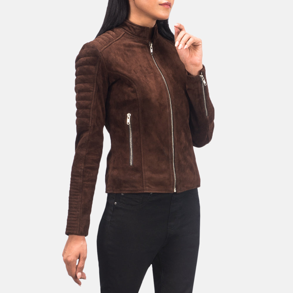 Women's Adalyn Acolchado Mocha Suede Chaqueta Biker de Cuero para Mujer - Vista de perfil lateral con corte ergonómico de manga