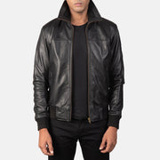 Men's Air Rolf Negro Cazadora Bomber de Cuero para Hombre in Black Sheepskin Leather - Vista frontal y silueta a medida | Comprar online