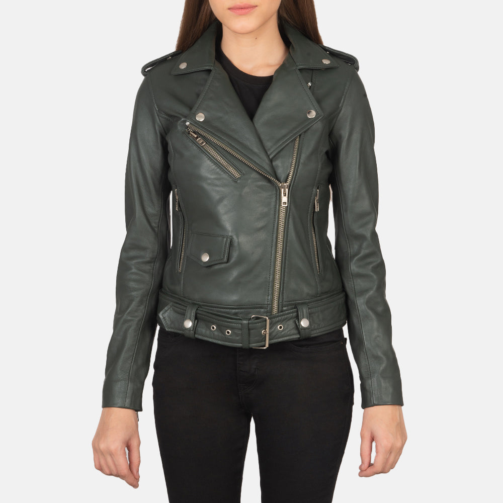 Detalle de cerca of Notch &amp; Zipper Hardware on Women's Alison Verde Chaqueta Biker de Cuero para Mujer