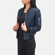 
Blue Sheepskin Suede Bomber Jacket - Vista posterior con hombros definidos y bajo impecable
