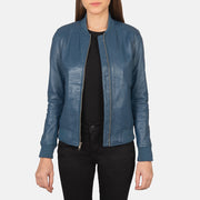 
Bliss Azul Chaqueta Bomber de Cuero para Mujer in Blue Sheepskin Leather - Vista frontal y silueta entallada | Comprar online