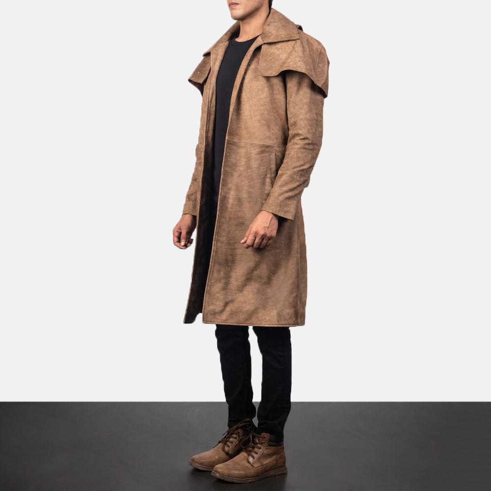 Distressed Brown Sheepskin Snuffed Trench Coat - Vista trasera con ajuste entallado en hombros y bajo impecable