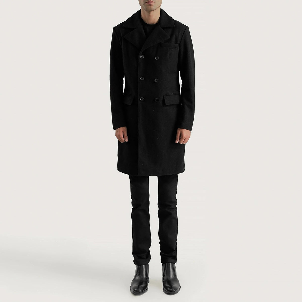 Men's Claud Black Wool Double Breasted Coat - Vista de perfil lateral con corte ergonómico de manga