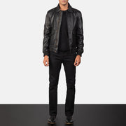 Men's Coffmen Brown Suede A2 Bomber Jacket - Vista de perfil lateral con corte ergonómico de manga