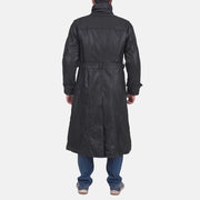 
Vista de detalle of Classic Collar & Button & Waist belt Hardware on Daniel Negro Gabardina Trench de Cuero para Hombre