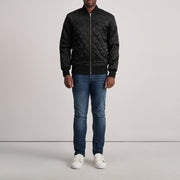 Detalle de cerca of Varsity &amp; Zipper Hardware on Danson Acolchado Negro Varsity Chaqueta de Cuero para Hombre