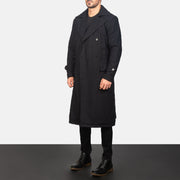
Black Synthetic Wool Trench Coat - Vista posterior con hombros definidos y bajo impecable