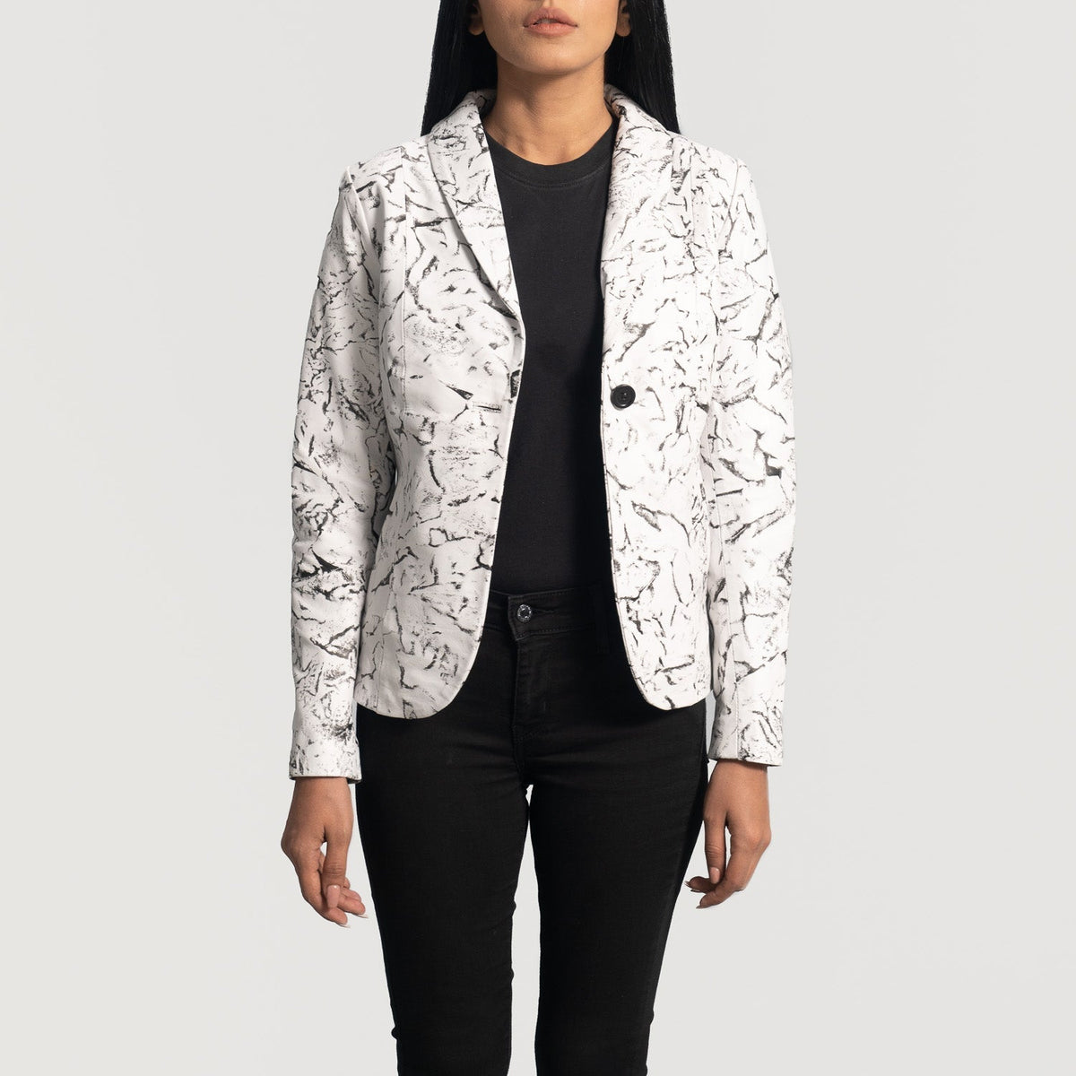 
Donna Blake Blanco Blazer de Cuero de Cuero para Mujer - Vista lateral mostrando el corte ergonómico de mangas