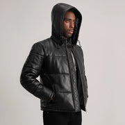 
Tan Brown Sheepskin Leather Hooded Jacket - Vista posterior con hombros definidos y bajo impecable