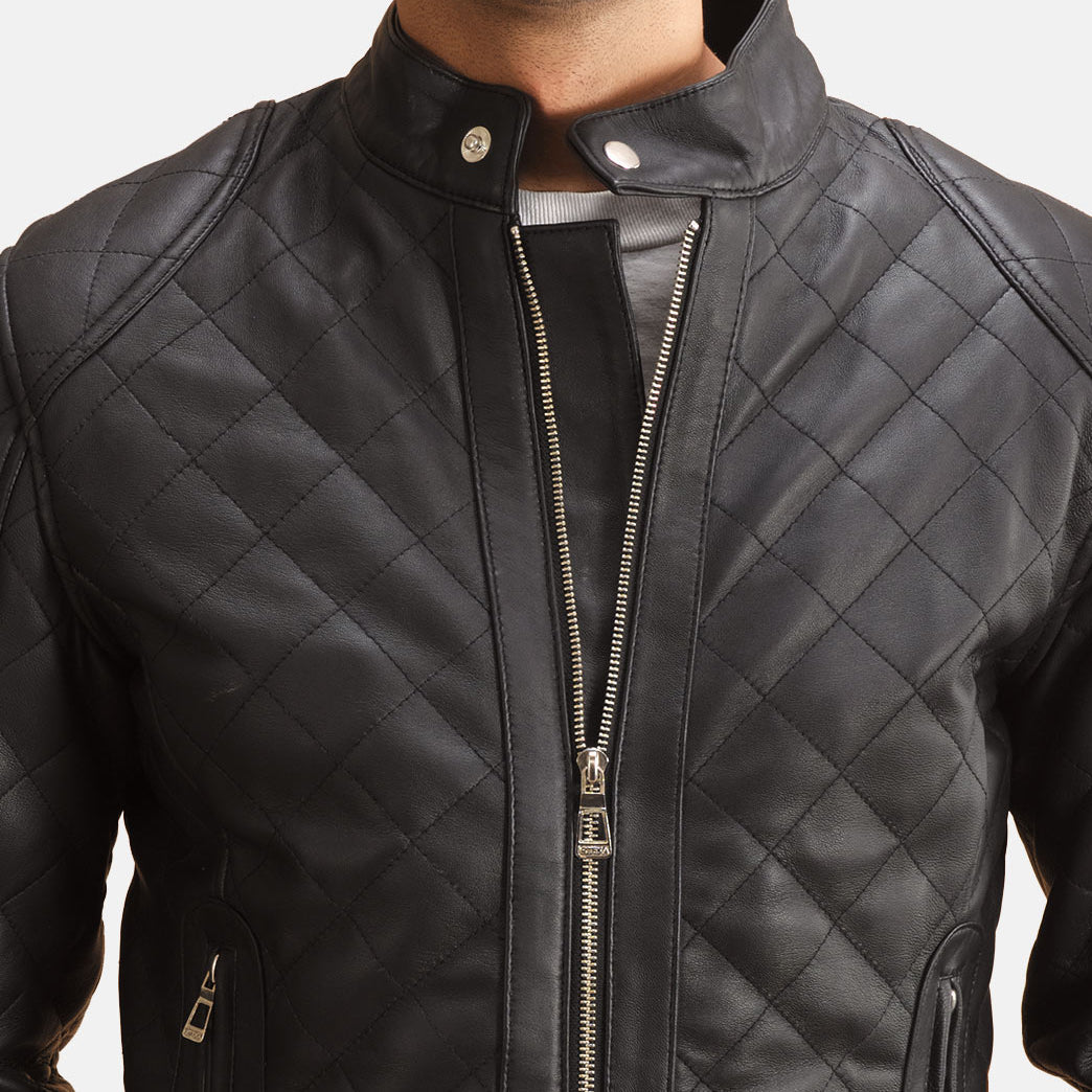 
Vista de detalle of Band with Snap Button & Zipper Hardware on Henry Acolchado Negro Chaqueta de Cuero para Hombre