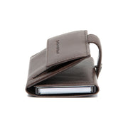 Solid Antique Brass Hardware &amp; Heavy-Duty Dual Zipper Detail on Varrano Full-Grain Leather Card Holder para Mujer