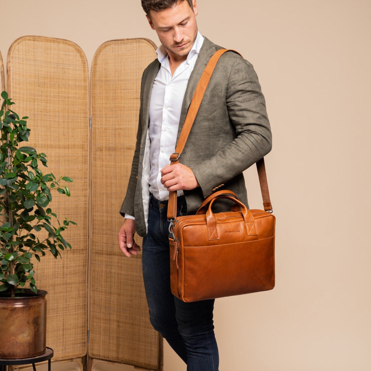 
Frazer Maletín para portátil de cuero flor – alternate product view 3