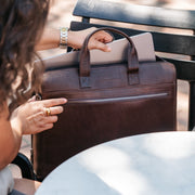 Levanto Full-Grain Leather Laptop Bag para Mujer – Vista alternativa del producto 2