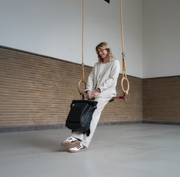 Vista interior Showing Dedicated Padded Laptop Sleeve &amp; Multi-Compartment Organization