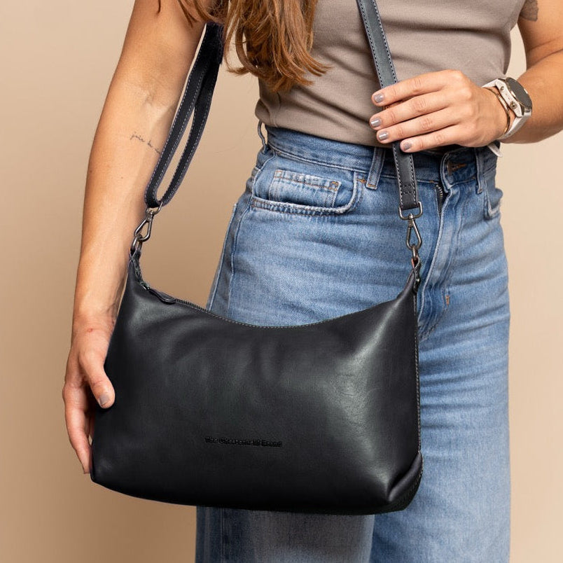 Skara Full-Grain Leather Shoulder Bag para Mujer