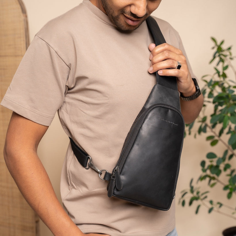Leather Sling Bag Bowey para Mujer