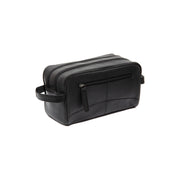 Styled Fit Perspective of Stacey Full-Grain Leather Toiletry Bag para Mujer on Model - Natural Daylight Drape