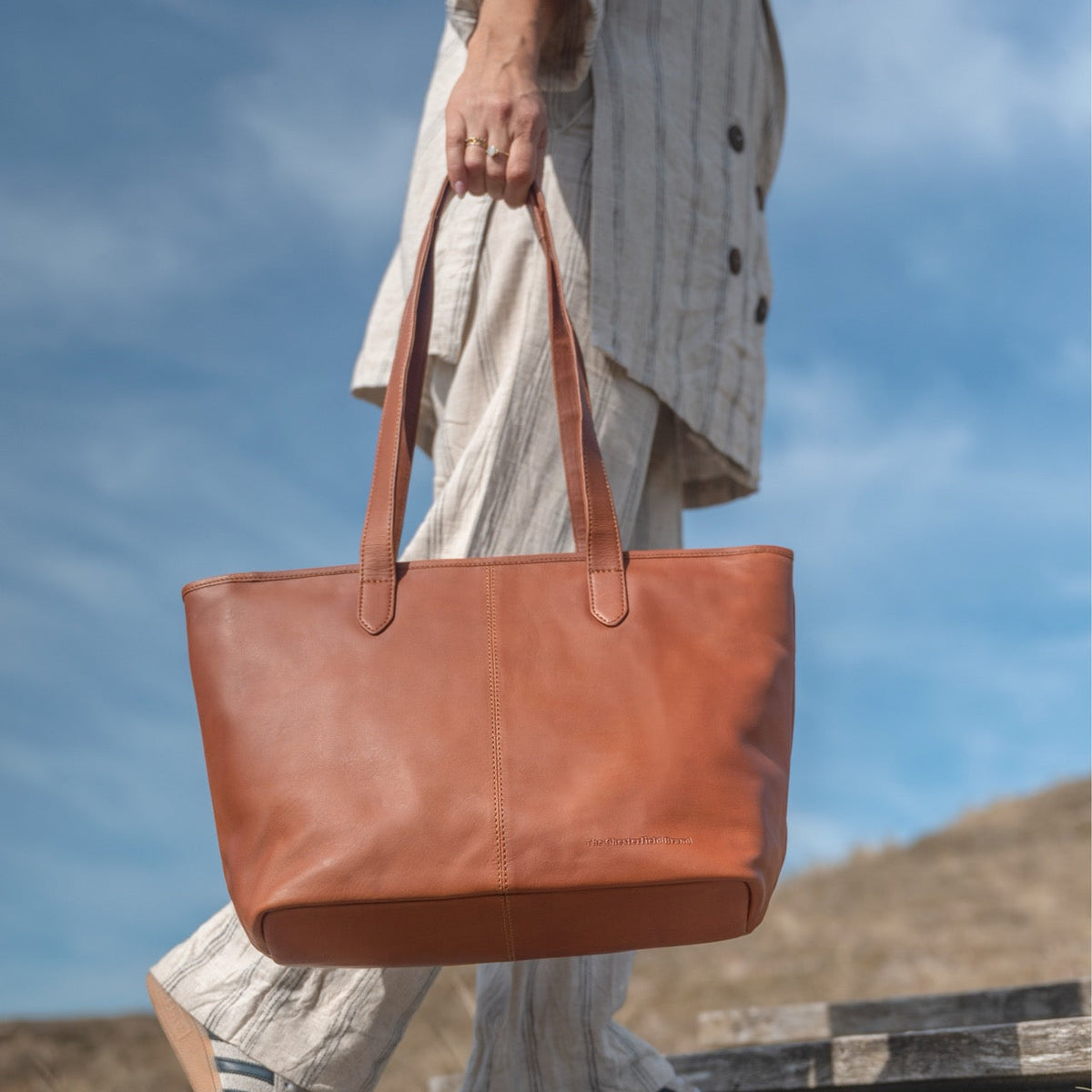 
Monza Bolso tote de cuero flor – alternate product view 2