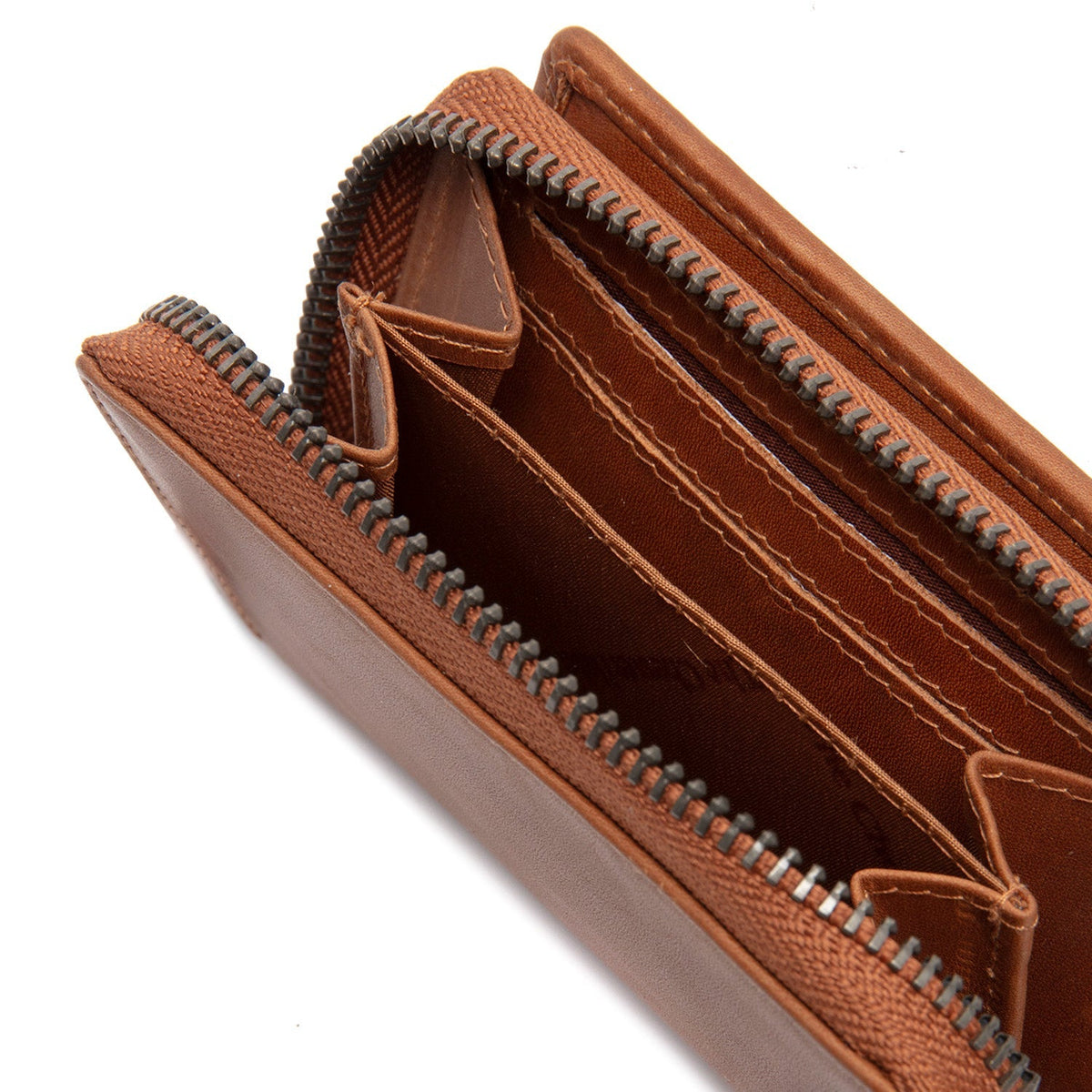 
Everyday Carry Perspective Showing Ergonomic Grab Handle & Strap Comfort