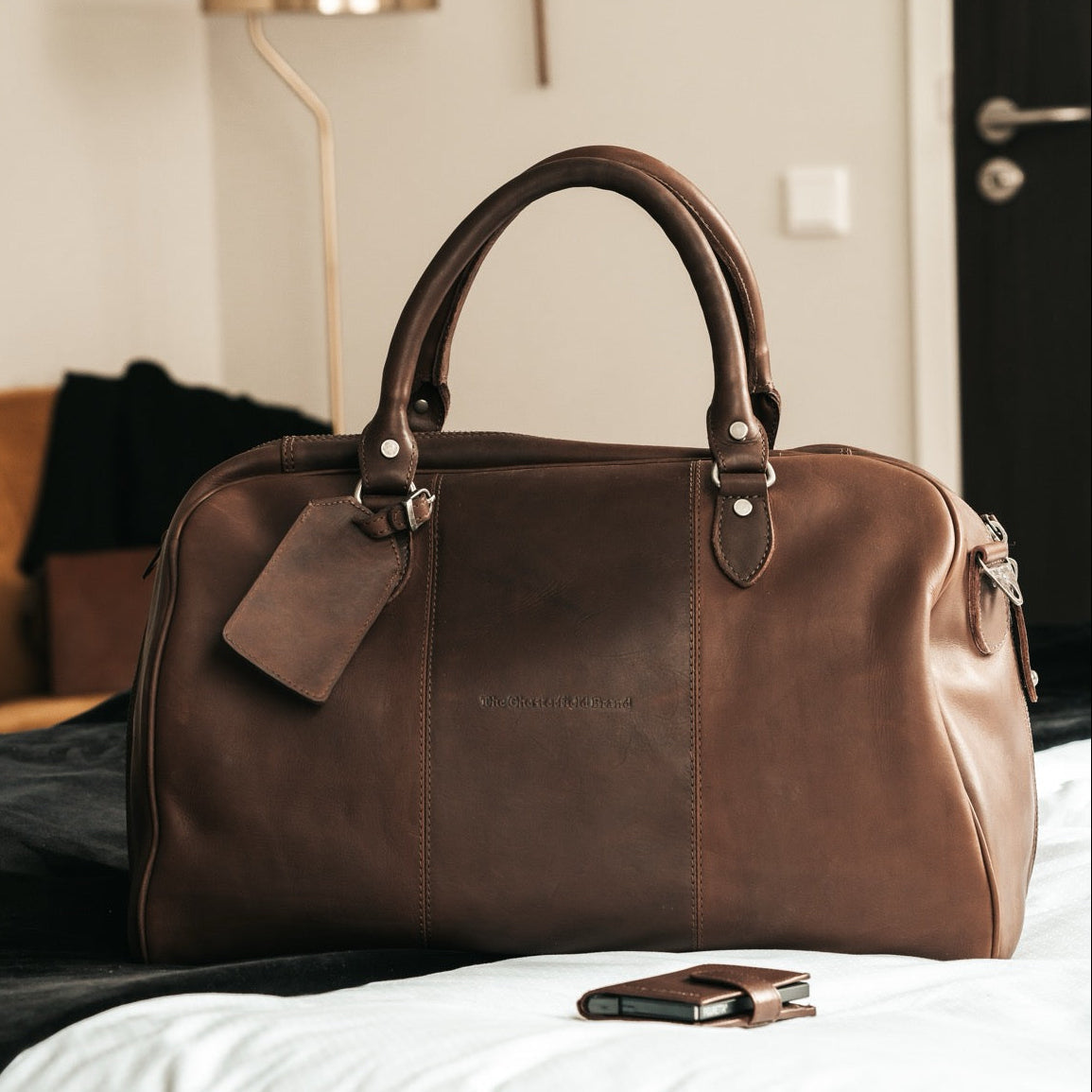 Liam Full-Grain Leather Weekender Bag para Mujer – Vista alternativa del producto 2
