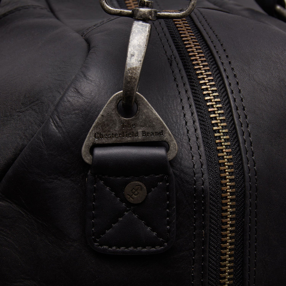 Vista interior Showing Dedicated Padded Laptop Sleeve &amp; Multi-Compartment Organization