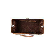Solid Antique Brass Hardware &amp; Heavy-Duty Dual Zipper Detail on Texel Full-Grain Leather Weekender Bag para Mujer