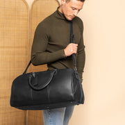 William Full-Grain Leather Weekender Bag para Mujer - Structured Side Profile Showing Gusset Depth &amp; Expansion Capacity