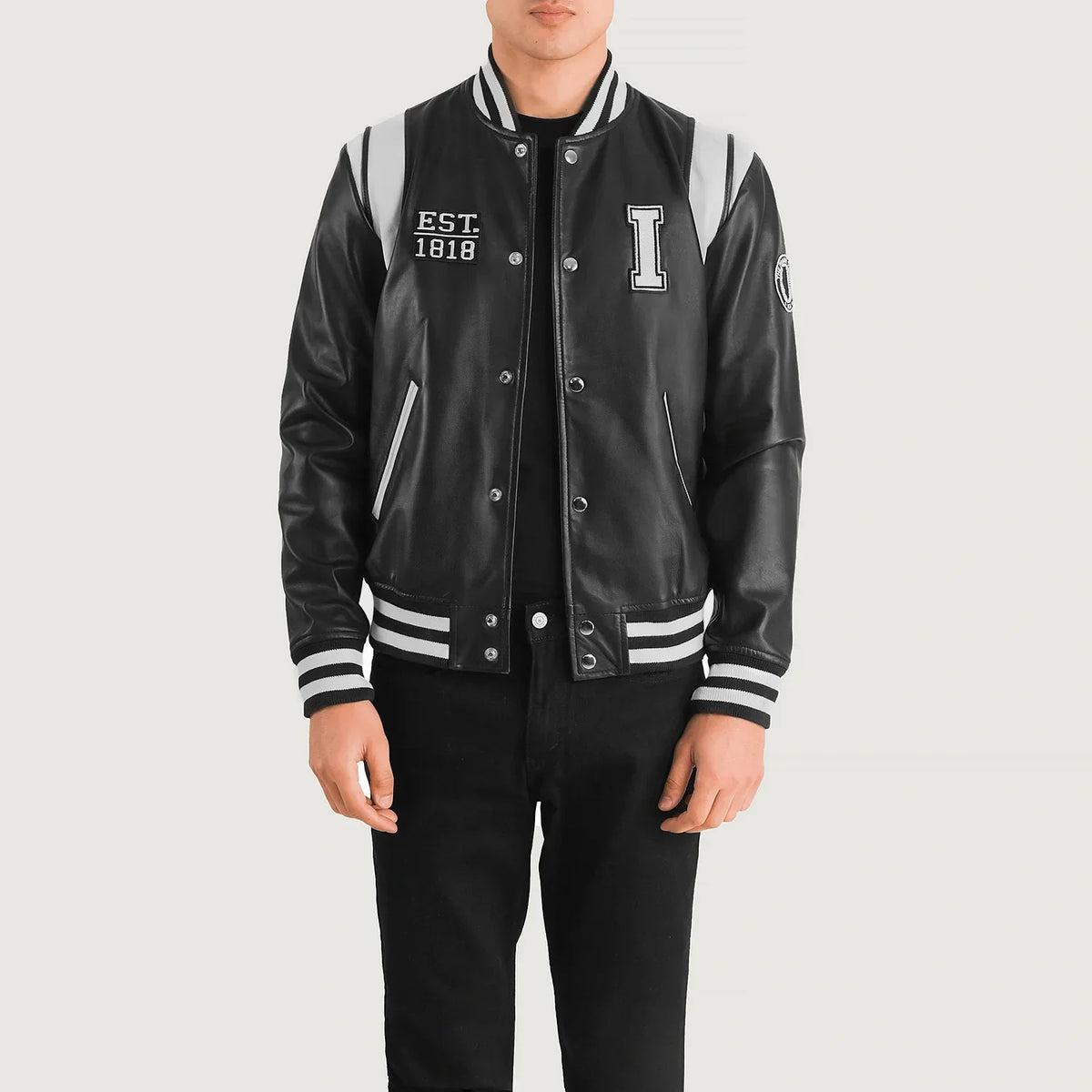 Liberte Illinois Negro Leather Varsity Chaqueta de Cuero para Hombre in Black &amp; White Sheepskin Leather - Vista frontal y silueta a medida | Comprar online
