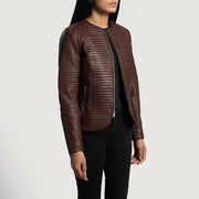 Maroon Sheepskin Leather Biker Jacket - Vista trasera con ajuste entallado en hombros y bajo impecable