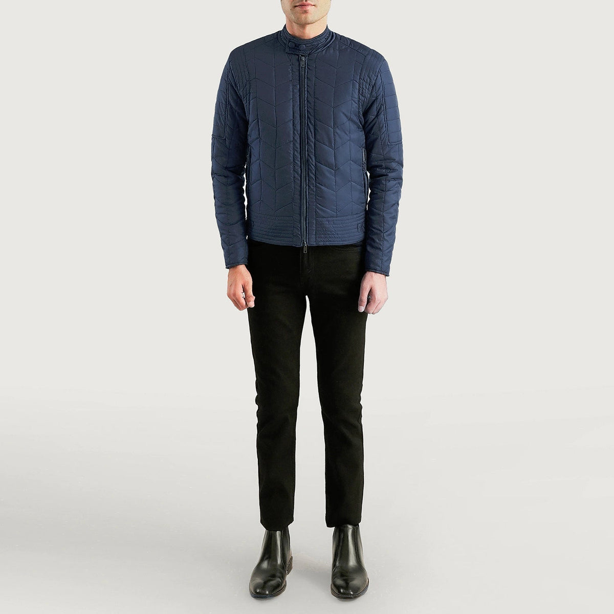 Detalle de cerca of Snap Button Band &amp; Zipper Hardware on Men's Nyle Quilted Windbreaker Jacket