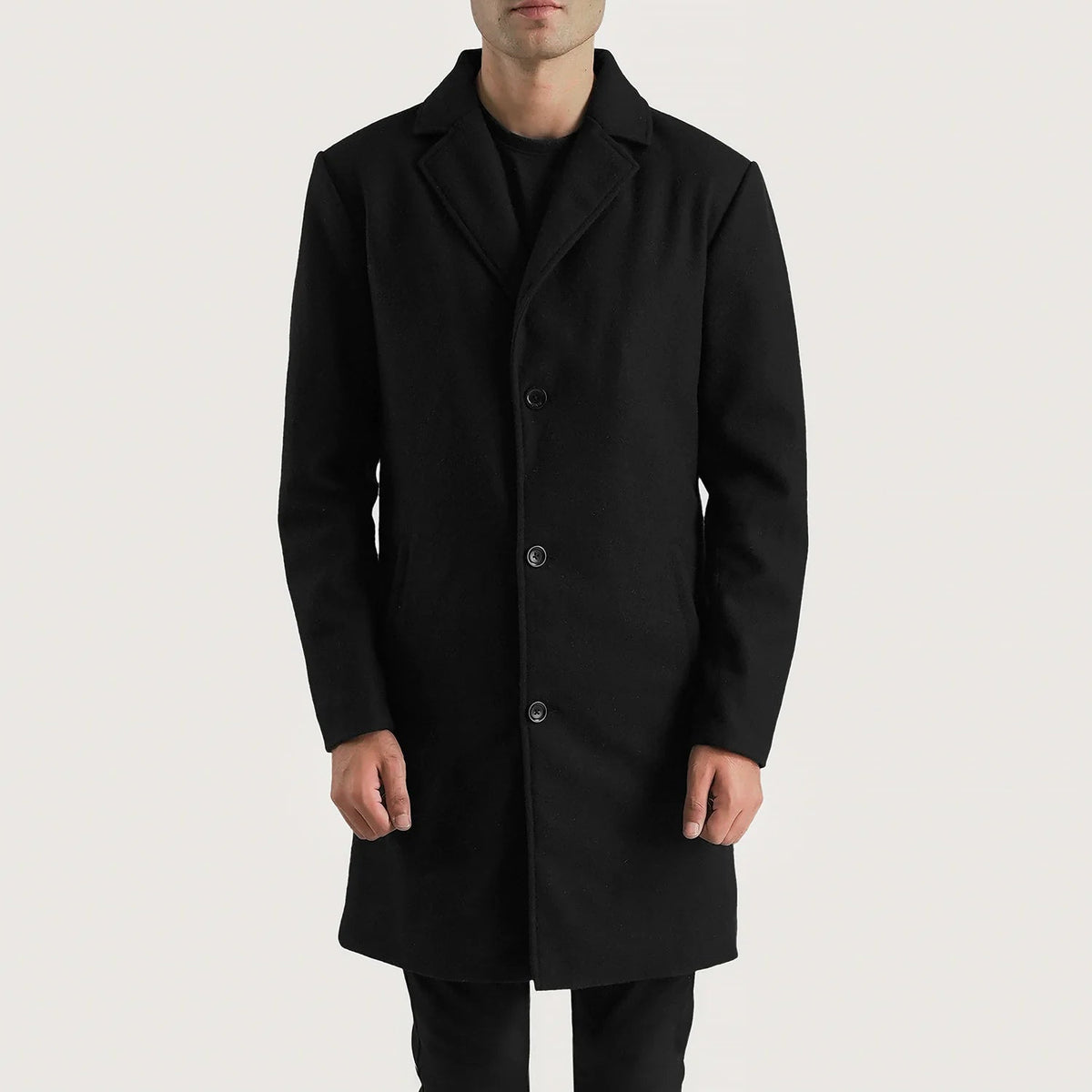 Detalle de cerca of Notch &amp; Button Hardware on Petrillo Negro Wool Single Breasted Abrigo de Cuero para Hombre