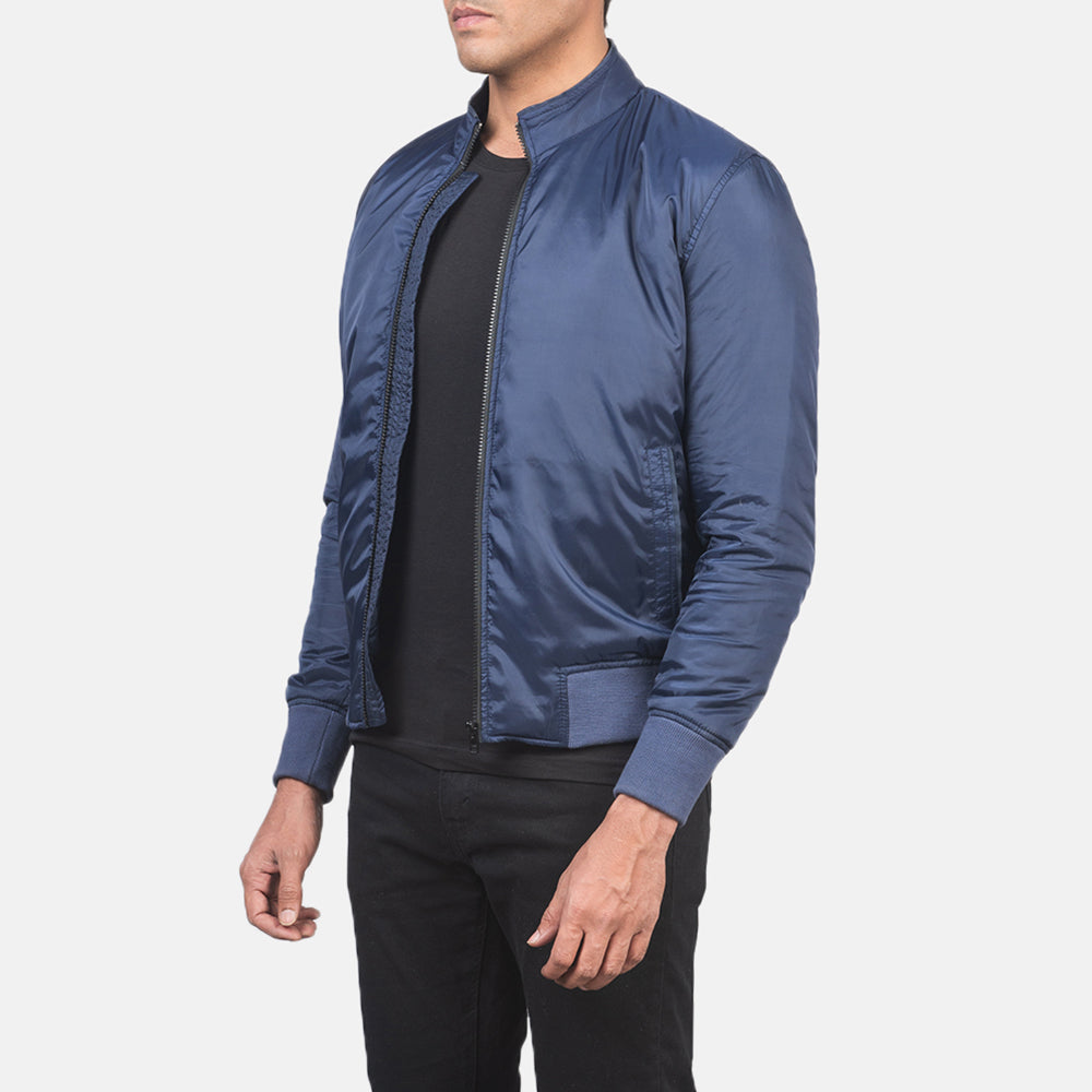 Blue Nylon Bomber Jacket - Vista trasera con ajuste entallado en hombros y bajo impecable