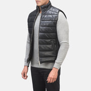 Black Sheepskin leather Vest - Vista trasera con ajuste entallado en hombros y bajo impecable