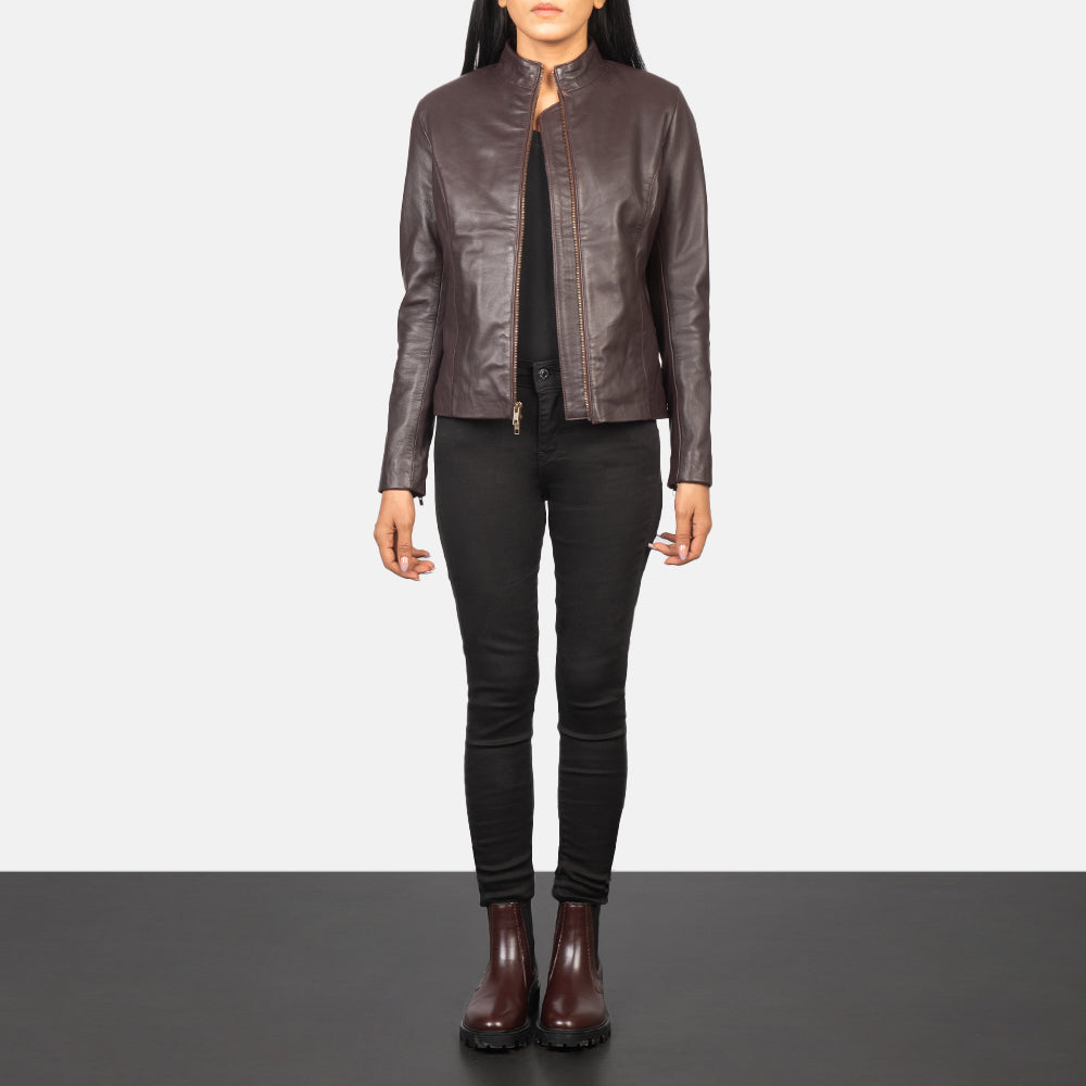 
Rumella Chaqueta Biker de Cuero para Mujer - Vista lateral mostrando el corte ergonómico de mangas