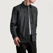 
Scout Tumbled Negro Leather Shirt para Hombre in Tumbled Black Sheepskin Leather - Vista frontal y silueta entallada | Comprar online
