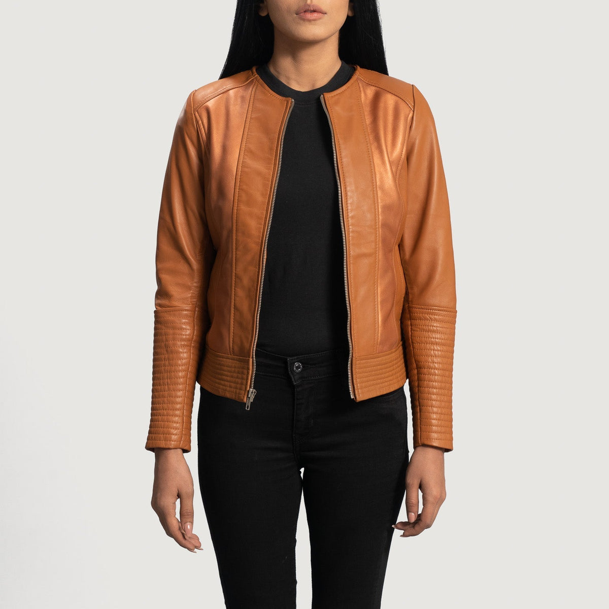 Women's Sleeky Clean Tostado Chaqueta Biker de Cuero para Mujer in Tan Brown Sheepskin Leather - Vista frontal y silueta a medida | Comprar online