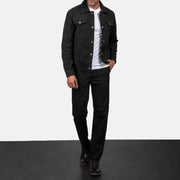 Men's Stallon Black Suede Jacket - Vista de perfil lateral con corte ergonómico de manga