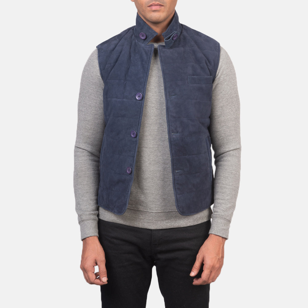 
Tony Azul Suede Vest para Hombre in Blue Goatskin Suede - Vista frontal y silueta entallada | Comprar online