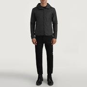 
Wesley Negro Hooded Windbreaker Chaqueta de Cuero para Hombre - Vista lateral mostrando el corte ergonómico de mangas