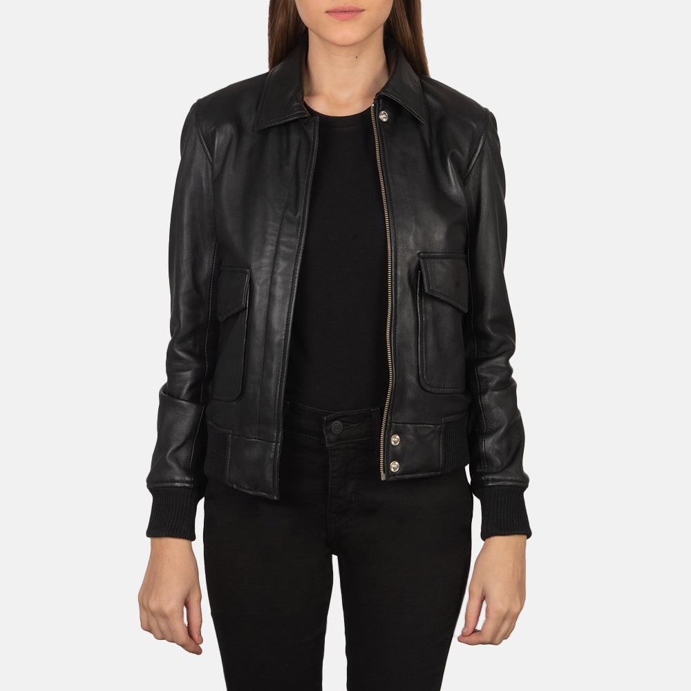 Women's Westa A-2 Black Leather Bomber Jacket in Black Sheepskin Leather - Vista frontal y silueta a medida | Comprar online