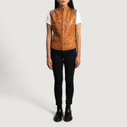 
Vista de detalle of Classic Collar & Zipper Hardware on Westina Tostado Dye Chaleco de Cuero para Mujer